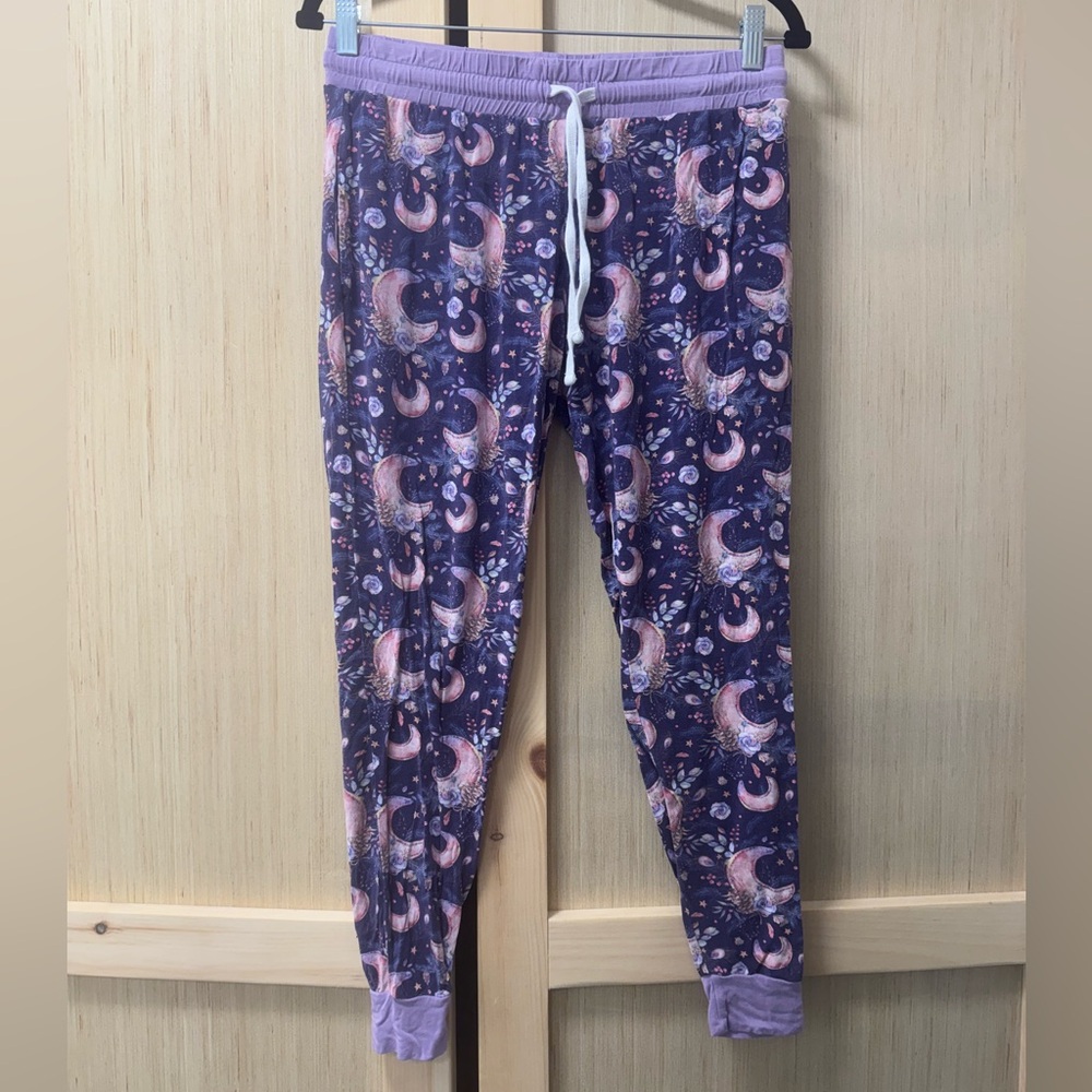 Sleepy Sloth Women’s Bamboo Pajamas Size Small New Moon